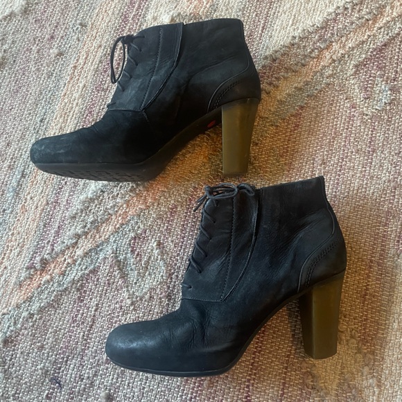 Camper lace up suede booties - Picture 1 of 8